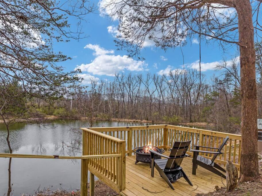 Lazy Lake 3Br Cabin W/ Mtn Views + Hot Tub +Wi-Fi لوراي المظهر الخارجي الصورة