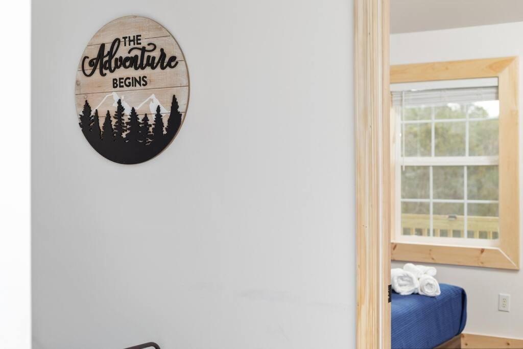 Lazy Lake 3Br Cabin W/ Mtn Views + Hot Tub +Wi-Fi لوراي المظهر الخارجي الصورة